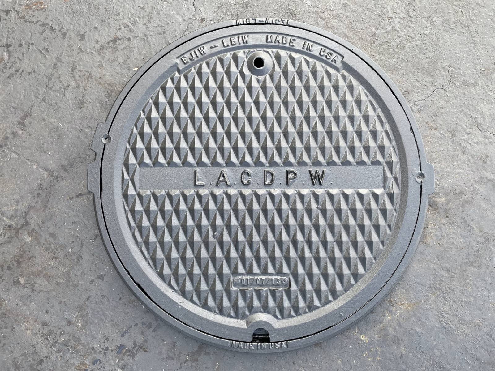 Catch Basin Frame And Cover 312 5 Long Beach Iron Works catch-basin-frame-and-cover-312-5-long-beach-iron-works