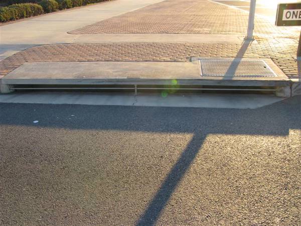 D72 Drainage Inlets | Long Beach Iron Works