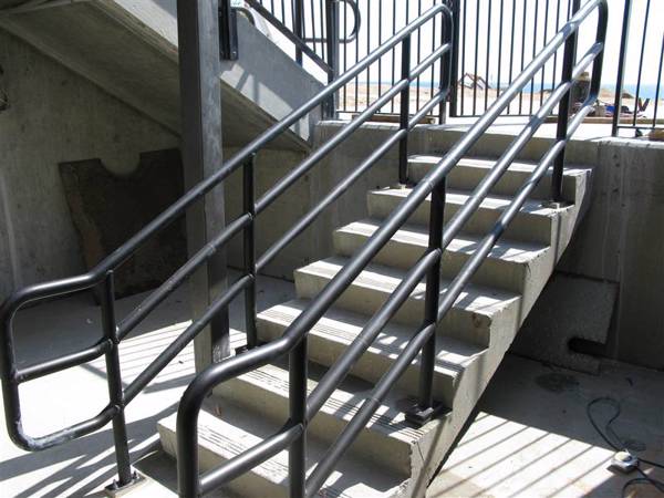 Metal Hand Railings 606-4 | Long Beach Iron Works